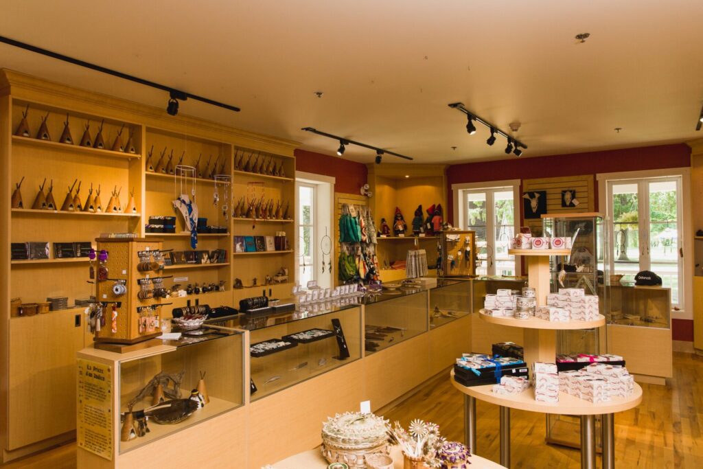 Boutique Kiz8bak au Musée des Abénakis - 3